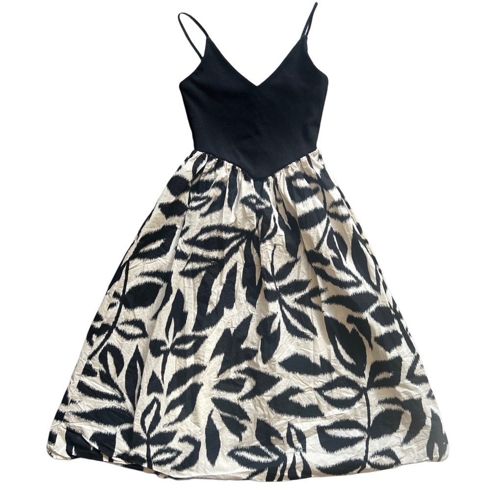 Gorgeous Midi Dress 🕊️🖤